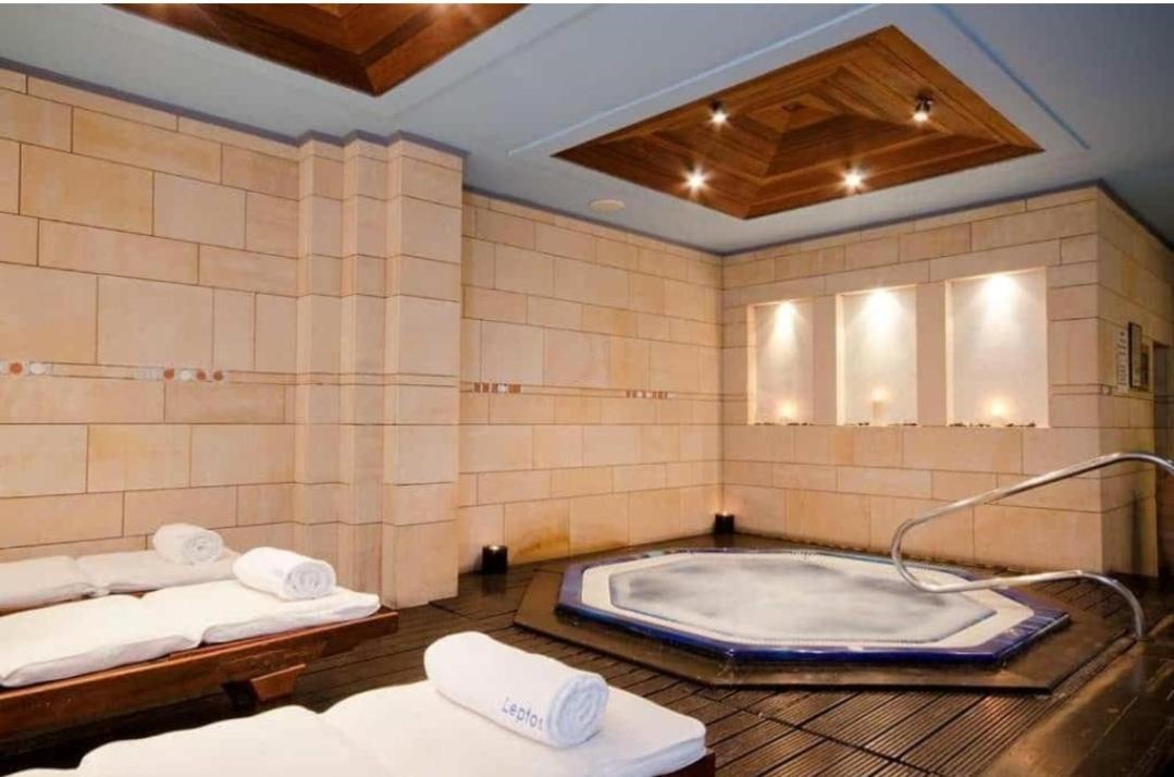 Nice Holiday Apartment Пафос Экстерьер фото